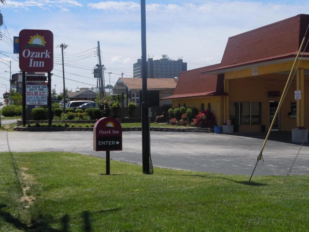 Ozark Inn Springfield Zewnętrze zdjęcie